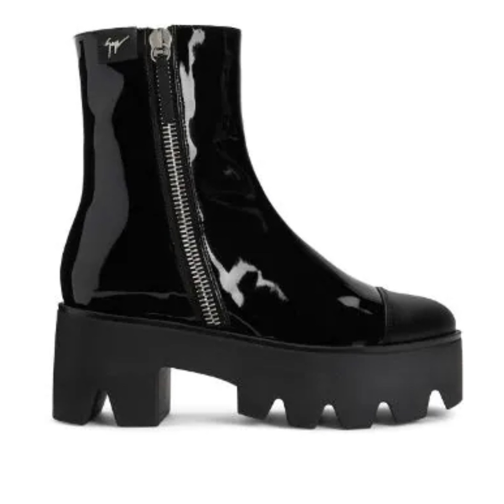 Giuseppe Zanotti Juliett patent-effect boots